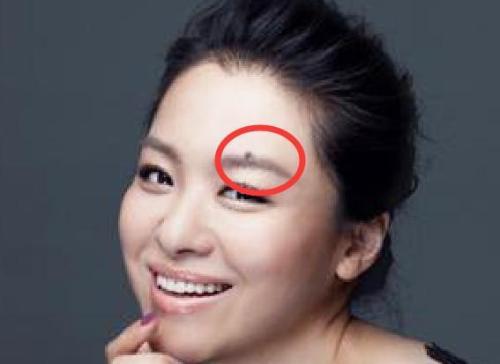眉中痣的女人面相靠譜嗎會越來越富貴嗎？