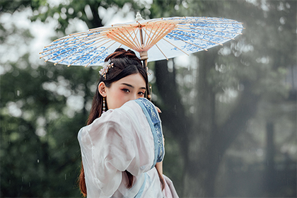 三奇命的女人特點，三奇命格的女人運勢怎樣？