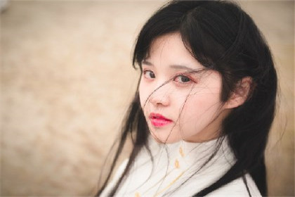 女人右眉尾有痣代表什麼 眉尾痣的寓意好嗎