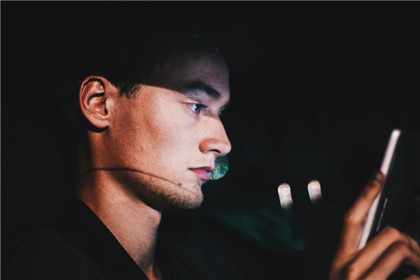 歷史上連心眉的男人有什麼說法 命好嗎