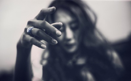 什麼面相的女生不善社交