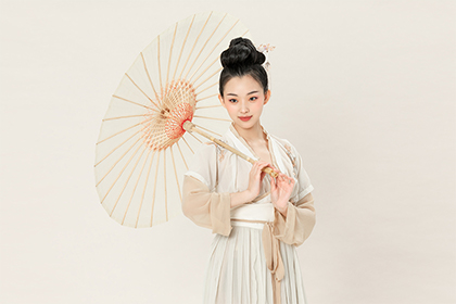 比肩旺的女人特點？女命比肩多旺夫嗎？