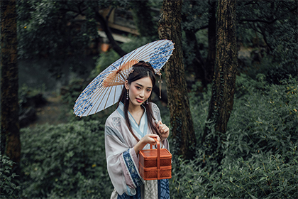 女命偏財在時柱有情人嗎?什麼八字的女人有情人?